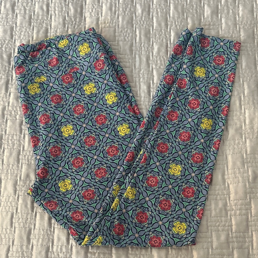 LuLaRoe Multicolor Floral Leggings Tall & Curvy